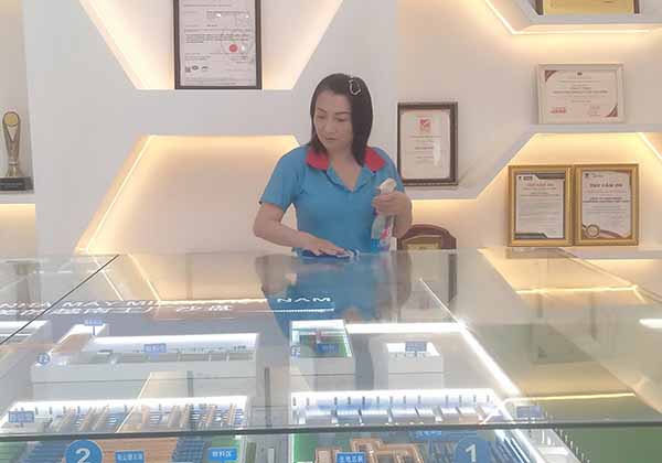BÁO GIÁ VỆ SINH CÔNG NGHIỆP TP.HCM MỚI NHẤT 2026 - GIÁ TỐT - LÀM NHANH